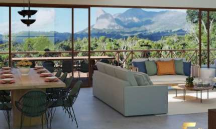 CASA DE ALTO PADRÃO EM DOMINGOS MARTINS COM 4 SUÍTES!!
