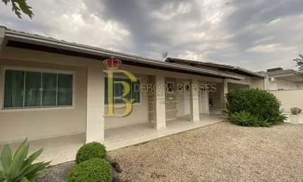Casa com 4 quartos à venda em Água Verde, Blumenau , 367 m2 por R$ 980.000