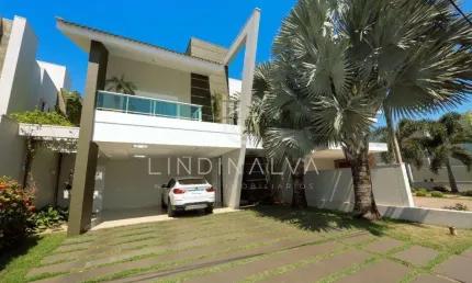Sobrado no Country Iguaçu, mobiliado, com 2 suítes, amplo espaço gourmet e piscina