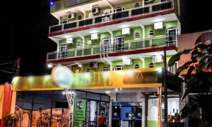 Hotel mobiliado com 35 suítes, em excelente localização em Foz do Iguaçu - em pleno funcionamento