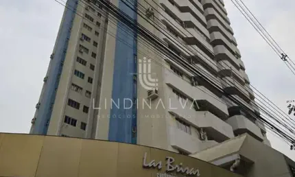 Apartamento à venda Edificio Las Brisas, permuta por sobrado de maior valor- Foz