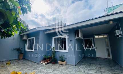 Casa para alugar com suíte, 2 quartos e cozinha gourmet em Foz do Iguaçu
