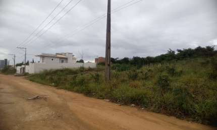 02 Lotes de Esquina com 758.00m² Jardim Candeias Vitoria da Conquista Oportunidade