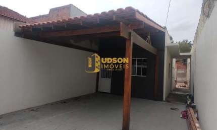 Casa para Venda em Bauru, Vila Santa Luzia, 2 dormitórios, 1 banheiro, 2 vagas