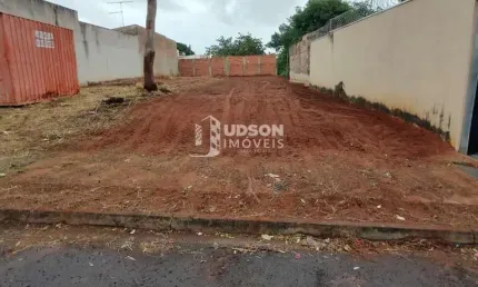 Terreno à venda na Rua Valdi José Bueno, 2-20, Tangarás, Bauru