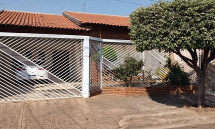 Casa para Venda em Bauru, Jardim Alto Paraiso, 3 dormitórios, 1 suíte, 3 banheiros, 2 vagas