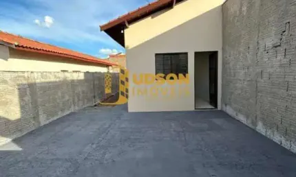 Casa para Venda em Bauru, Tangaras, 2 dormitórios, 1 banheiro, 2 vagas