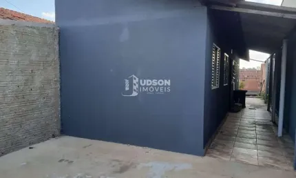 Casa para Venda em Bauru, Jardim Ivone, 2 dormitórios, 1 banheiro, 2 vagas