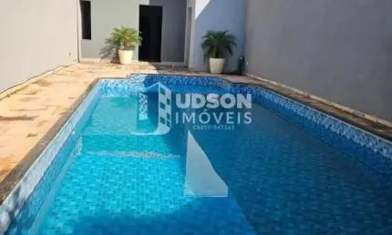 Casa para Venda em Bauru, Jardim Carolina, 1 dormitório, 1 banheiro, 2 vagas