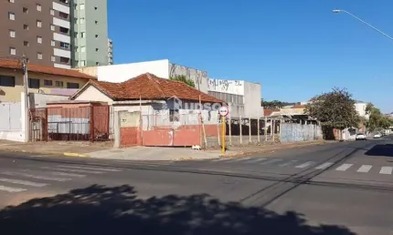 Terreno à venda na Rua Azarias Leite, 11-10, Centro, Bauru