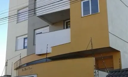 Excelente apartamento semimobiliado à venda no Bairro Ana Rech