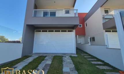 Casa com 3 quartos à venda na Avenida Belvedere, São Luiz, Caxias do Sul