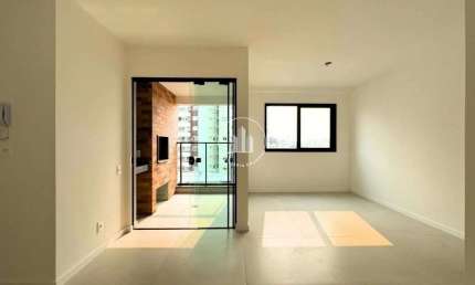 Apartamento em Balneário do Estreito - Florianópolis