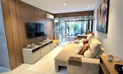 Apartamento 3 Quartos com 1 Suíte e 210m² - Centro - JMS