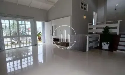 Casa com 4 quartos à venda na Rua Waldir Tolentino Rosar, 9, Centro, São José
