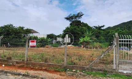 Terreno à venda na Rua Lauri de Souza Barbosa, 1, Ipiranga, São José