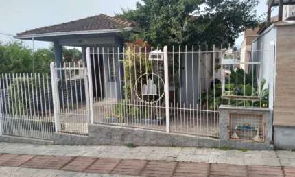 Casa com 3 quartos à venda na Rua Braga, 1, Forquilhas, São José