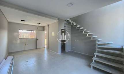 Sobrado Geminado 95m² com 2 Quartos e Suítes na Ipiranga