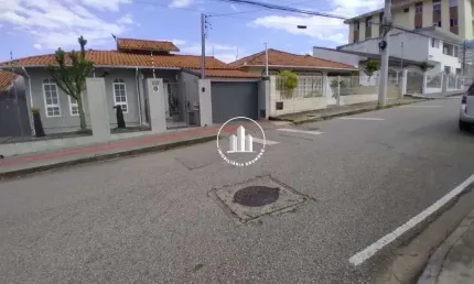 Casa com 4 quartos à venda na Rua Antenor Valentin da Silva, 833, Ipiranga, São José