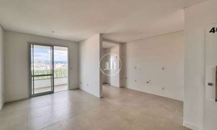 Apartamento 73m² com 2 Quartos e Suíte em Capoeiras