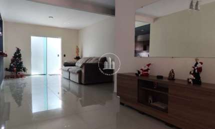 Casa com 3 quartos à venda na Rua dos Palmiteiros, 1, Madri, Palhoça