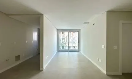 Apartamento 2 Quartos com 2 Suítes e 76m² - Centro - JMS