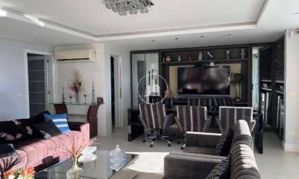 Casa com 5 dormitórios sendo 3 suítes no Joao Paulo