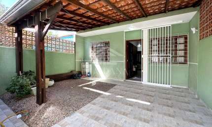 Casa  Com área gourmet maravilhosa , cozinha com móveis planejados à Venda no bairro Parque da Font