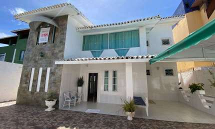 Casa com 5 quartos à venda no Piatã, Salvador 