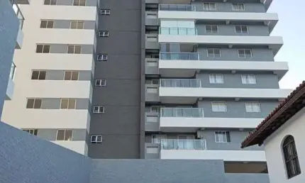 Apartamento 1/4, suíte , 44m², varanda, porteira fechada - Stela Maris