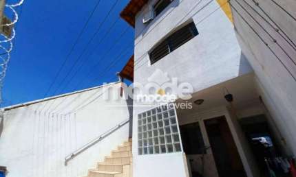 VISTA PANORÂMICA; SOBRADO,  COM CORREDOR LATERAL E QUINTAL