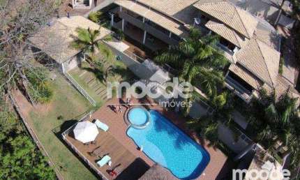 Casa com 5 Quartos sendo 5 suítes, 890 m² - venda por R$ 2.750.000 ou aluguel por R$ 17.000/mês - Chácara Santa Lúcia - Carapicuíba/SP