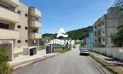 Apartamento à venda com 2 quartos , 54,12m² em forquilhinha são josé