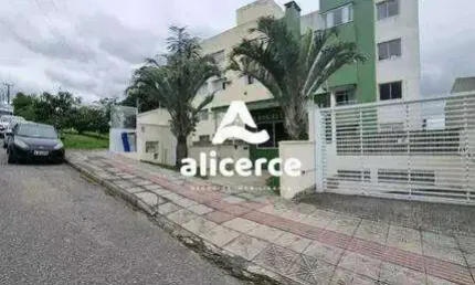 Apartamento à venda com 2 quartos , 68m² em Forquilhinha São José