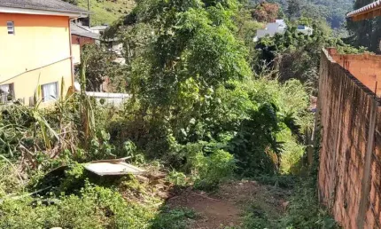Terreno à venda com viabilidade para dois pavimentos – monte verde, florianópolis/sc