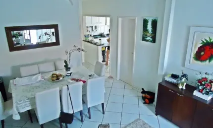 Ampla Casa com Vista para o Mar e 5 Dormitórios em Barreiros – São José