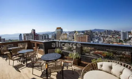 Apartamento à venda com 3 quartos 3 suítes, 126,22m² em canto florianópolis