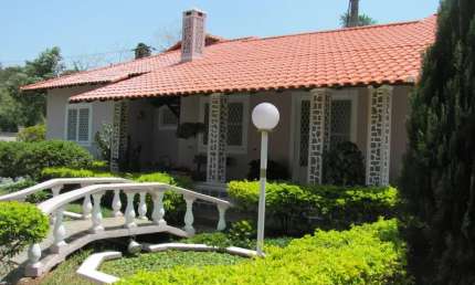 Casa com 4 quartos a venda em excelente bairro - Terreno 100% plano