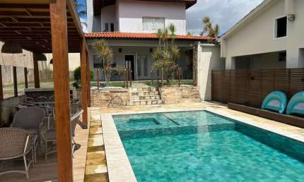 Casa Duplex de Alto Padrão com 3 Quartos no Jardim Atlântico, São Luís