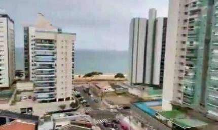 Excelente apartamento na Praia de Itapoã com vista mar de 3 quartos sendo 1 suite, 2 vagas e lazer completo