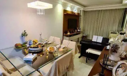 Excelente apartamento com vista mar, sol da manhã, reformado, montado, climatizado com 3 quartos sendo 1 suíte, lazer completo e 2 vagas.