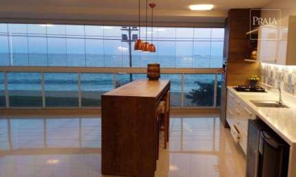 Frentaço para o mar da Praia da Costa, luxo, porteira fechada