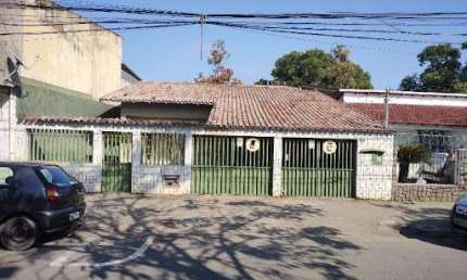Casa com 3 dormitórios à venda, 300 m² por R$ 900.000,00 - Soteco - Vila Velha/ES