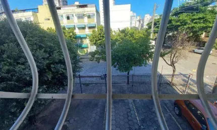 Apartamento com 2 dormitórios à venda, 62 m² por R$ 395.000,00 - Praia da Costa - Vila Velha/ES