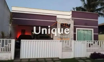 Belíssima casa no condomínio Orla 500 Unamar à venda
