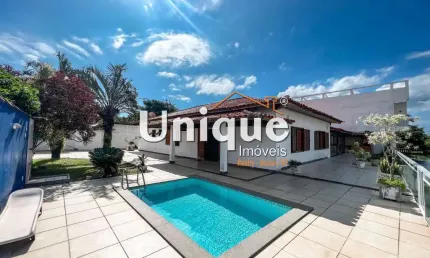 Casa com 4 suítes na Ogiva, à venda por R$ 2.500.000,00