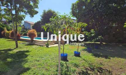 Terreno de 738 m² com piscina nas Palmeiras, à venda por R$ 890.000,00.