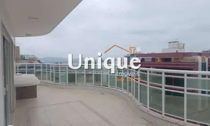 Belíssima Cobertura na Passagem com vista para o Mar!