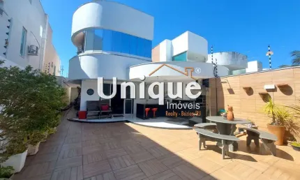 Linda casa com 3 suítes no Portinho à venda por R$ 1.000.000,00.