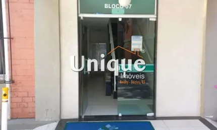 Apartamento à poucos metros da praia disponível para venda por r$340.000,00